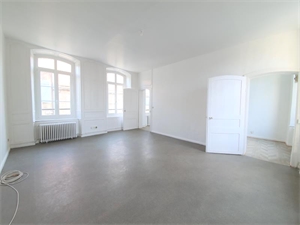 appartement à la location -   62200  BOULOGNE-SUR-MER, surface 78 m2 location appartement - APR703120